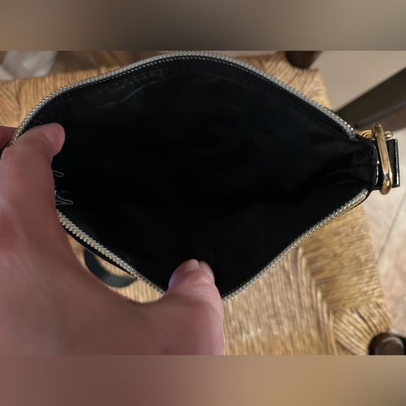 Anna Sui XTarget Crossbody Bag Patent Finish Black & Gold Hardware Adjustable - Picture 9 of 15